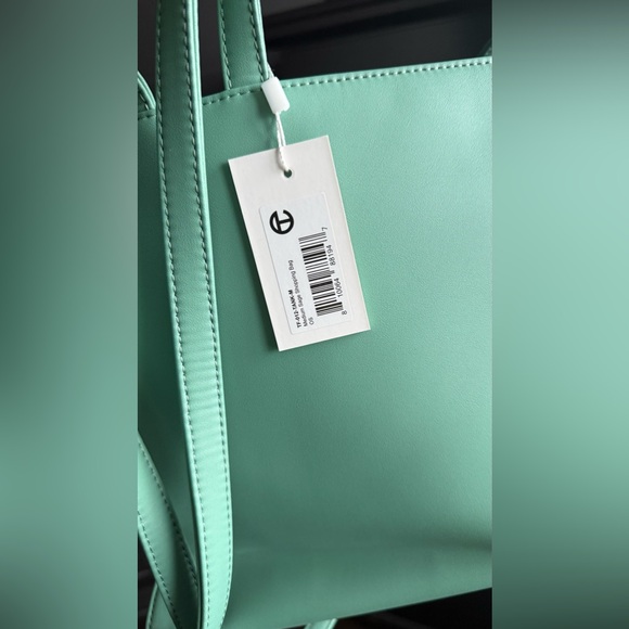 NWT Telfar Medium Shopping Bag in Color Sage - Picture 3 of 9